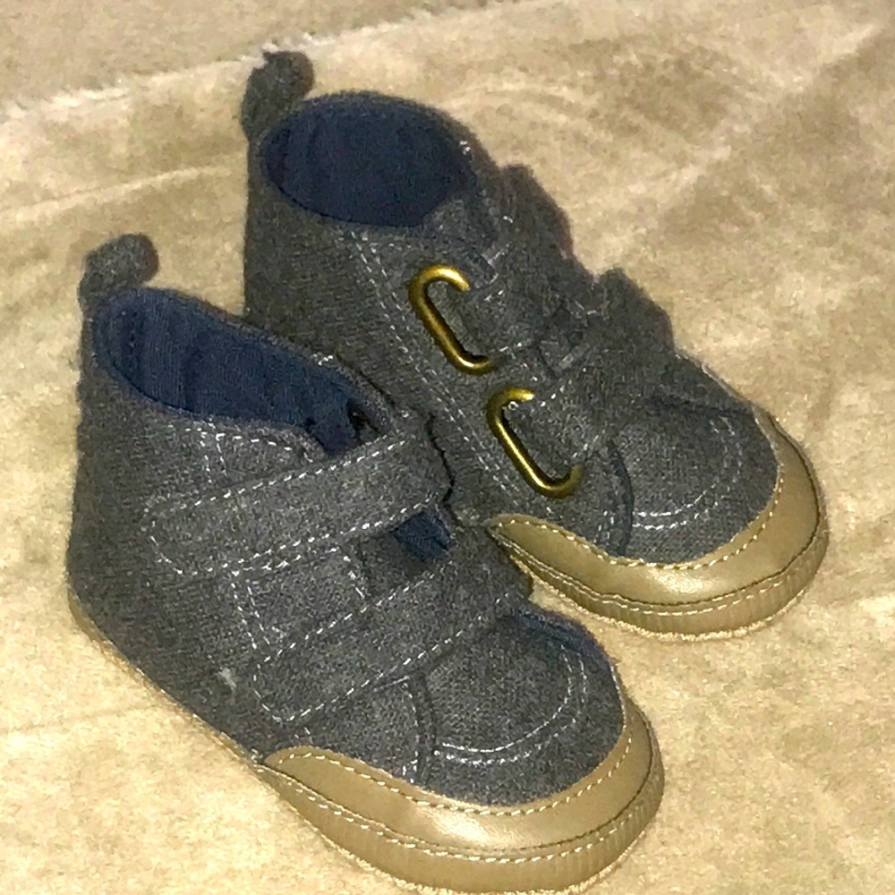Baby Gap infant shoes